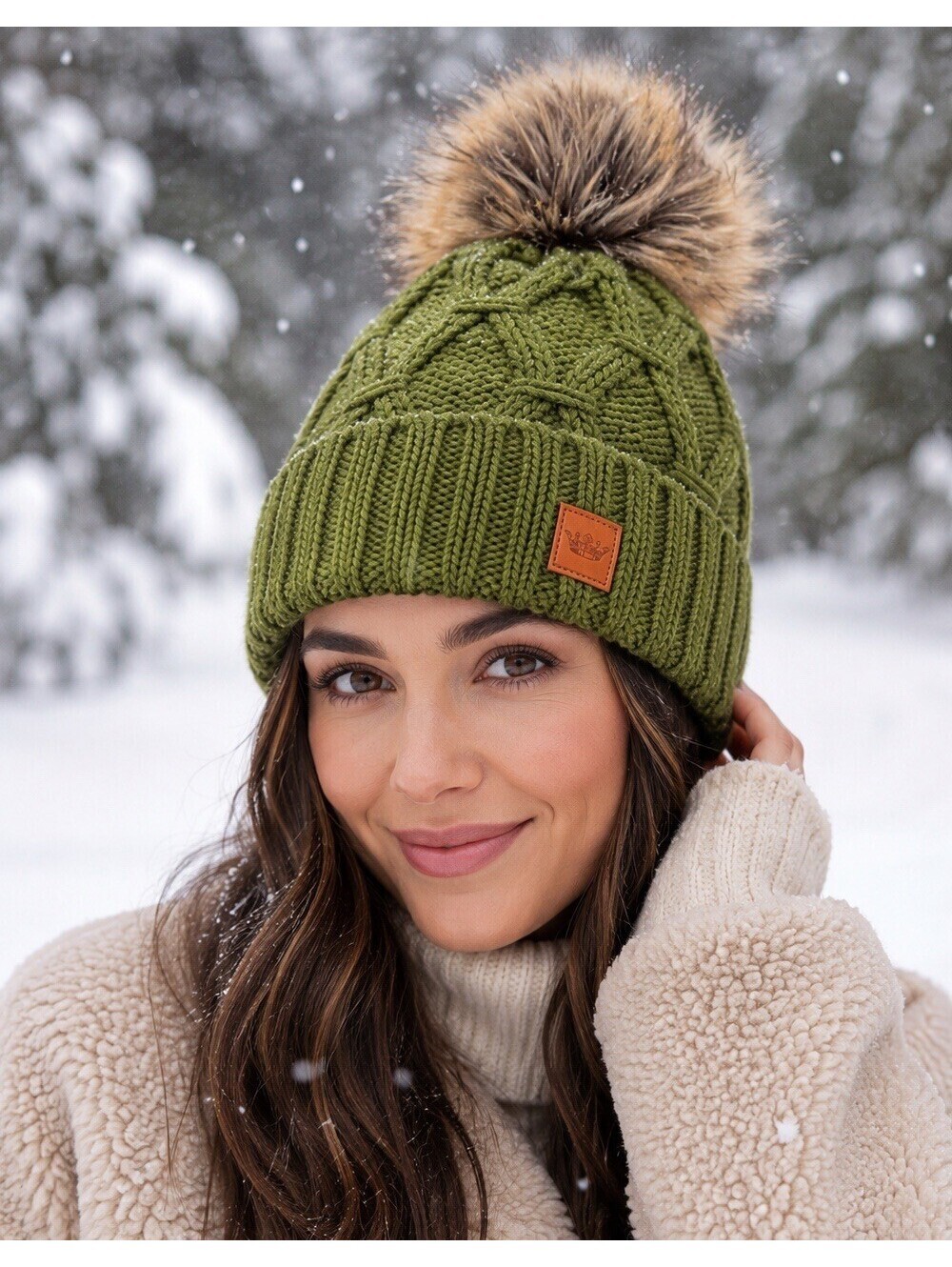 Panache Womens Green Cable Knit Beanie Faux Fur Pom Fleece Lined Crown One Size